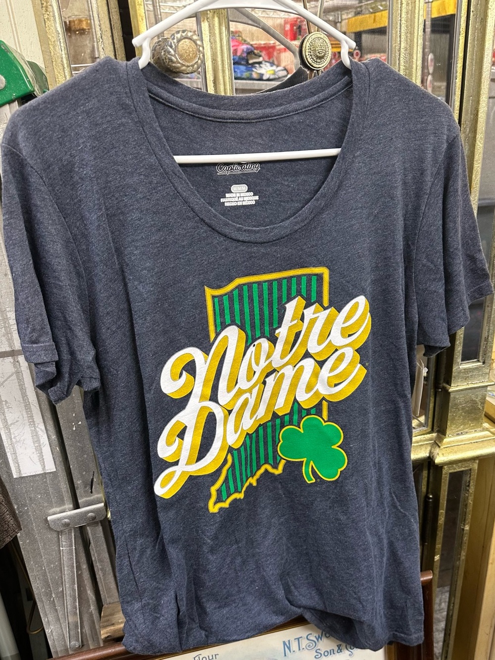 Notre Dame Graphic Tee - Charcoal Gray size M. Read description
